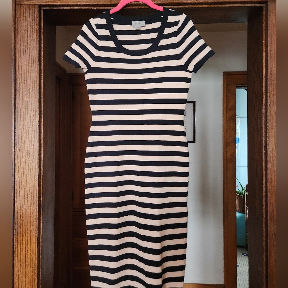 Jason Wu GREY, striped dress in very good condition. Black/cream stripes, size S